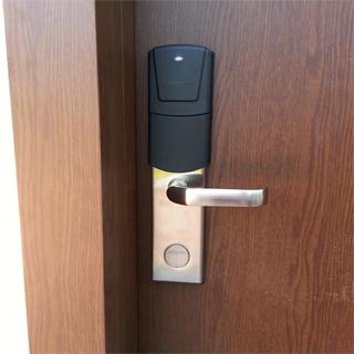 Ηλεκτρονικες κλειδαριες RFID , Κωδικου – Πορτες Aσφαλειας στη Ροδο